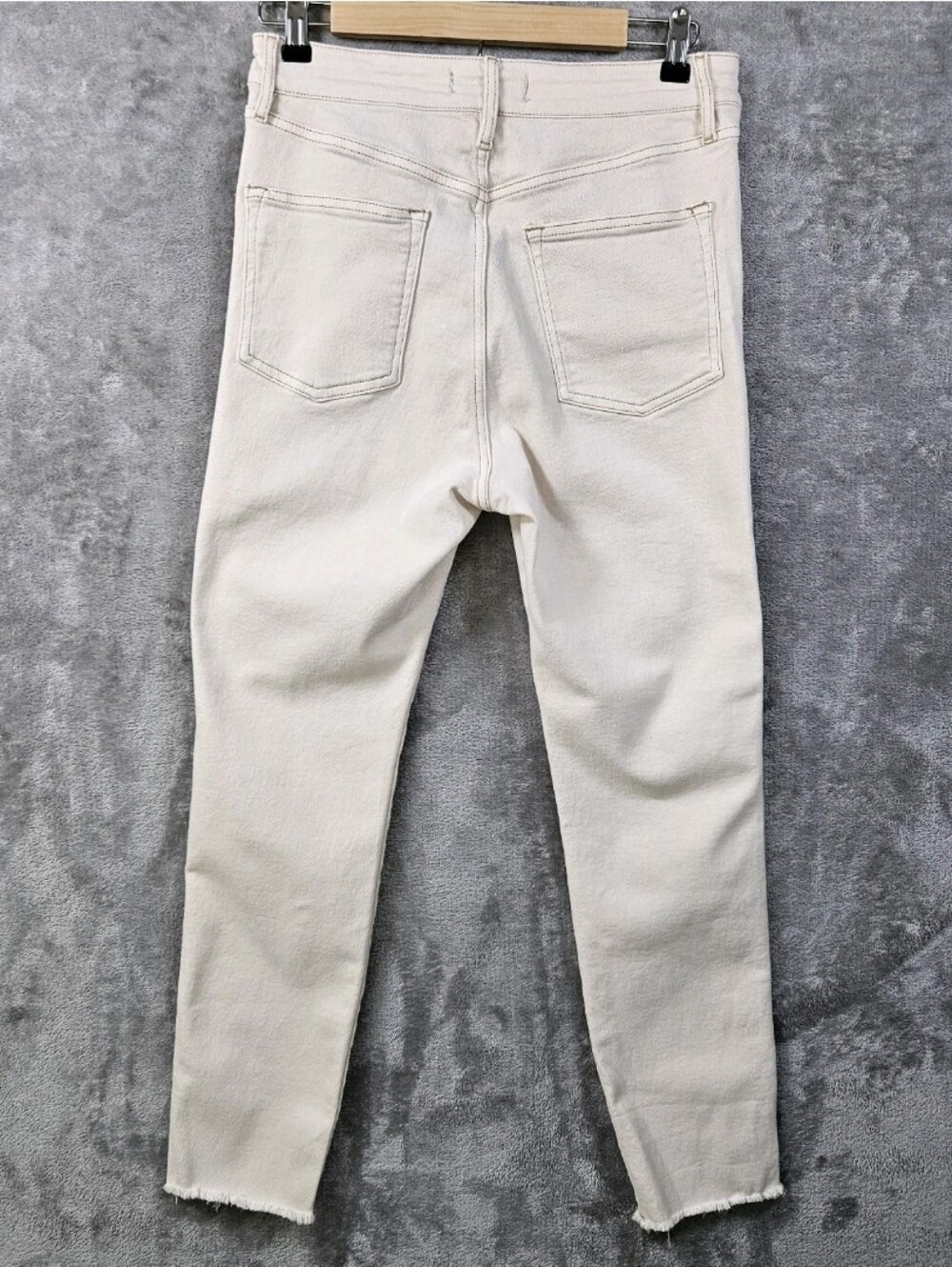 Free People We The Free Tea High Rise Skinny Jeans Cream Ivory Raw Hem 31 - Picture 11 of 14
